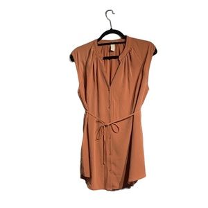 🌟Host pick🌟 H&M MAMA sleeveless maternity blouse